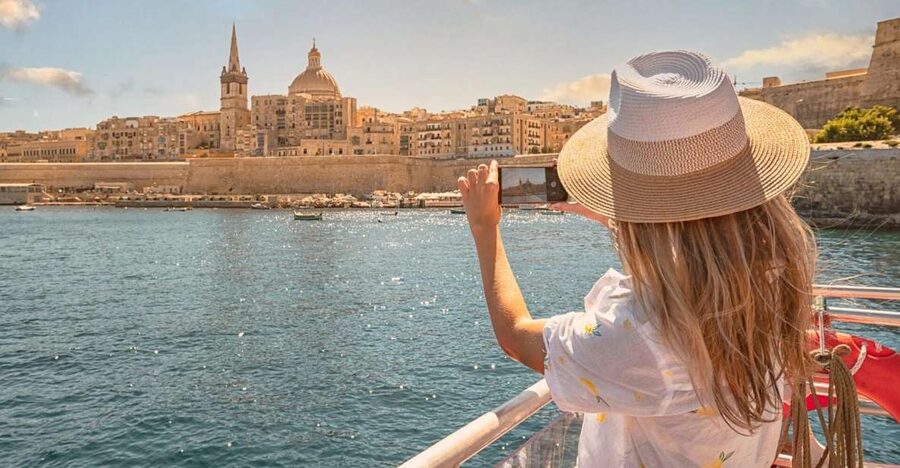 Afternoon Harbours Cruise with Guide and Roundtrip Transfers - Grand Harbour and Marsamxett Harbour: why being on deck matters