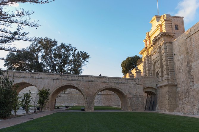 Best of Mdina and Rabat Walking Tour - Stop 4: Villegaignon Street, palaces on Mdina’s main spine