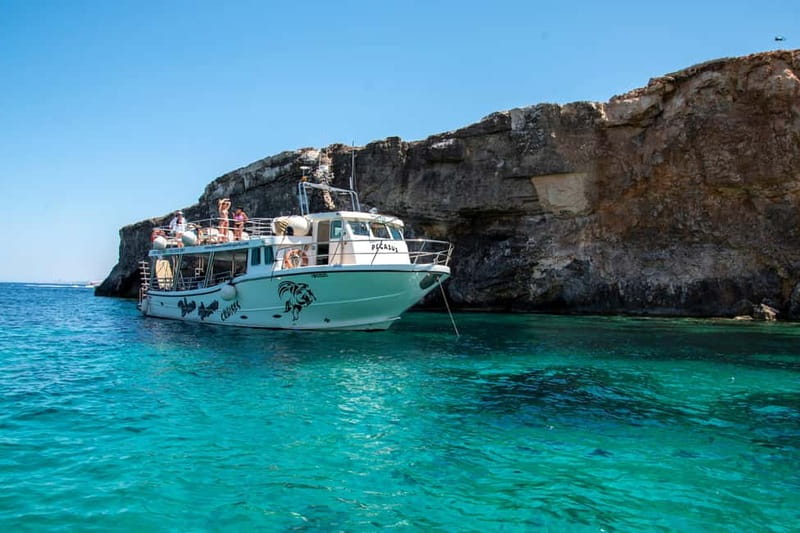 Comino Blue Lagoon & Crystal Lagoon - 3 Bay Cruise - Santa Marija Caves on the return: quick sightseeing without the pressure