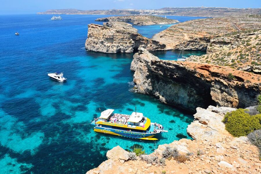 Comino: Blue Lagoon, Crystal Lagoon, and Seacaves Tour - Who should book this, and who should think twice