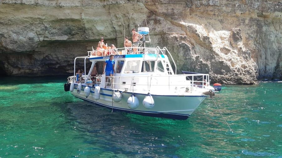 Comino: Private Boat Trips, Swimming stops and Caves Tours - Gozo shore breaks: Mgarr Harbour and Ħondoq Ir-Rummien beach