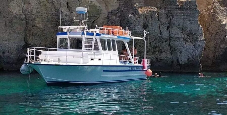 Comino: Private Boat Trips, Swimming stops and Caves Tours - Food and drinks: what you can bring, and what to confirm
