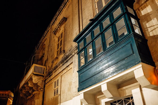 Dark Tales in an Mdina Palazzo - Guided Tour - Mdina after dark: starting at the Main Gate