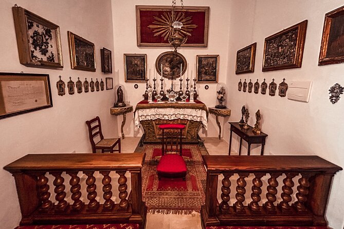 Dark Tales in an Mdina Palazzo - Guided Tour - Storytelling style: funny, informed, and willing to go dark