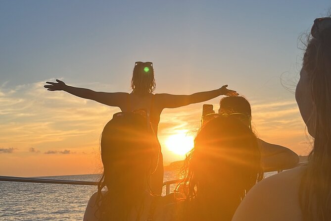 Explore Comino, Blue Lagoon & Caves - Private speed boat - Blue Lagoon: first swim, first wow