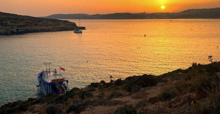 From Bugibba: Blue Lagoon Sunset Cruise - Bugibba to Comino: a short trip with a big, scenic reward