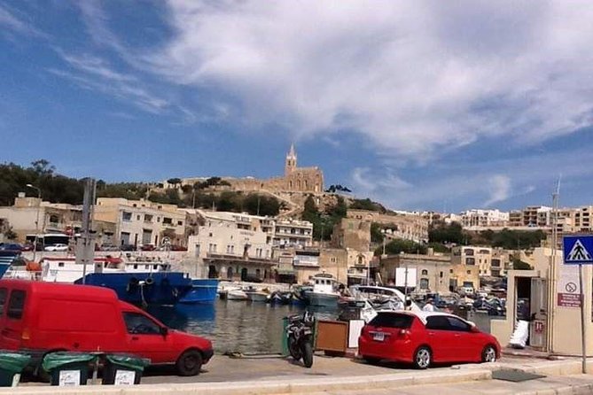 Full-Day Gozo Island Tour from Valletta - Group size and guide quality: how to get the best experience on the bus