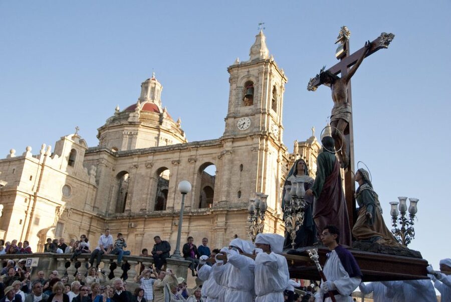 Good Friday Easter Procession with Commentary and Transport - Key things you should know before you go