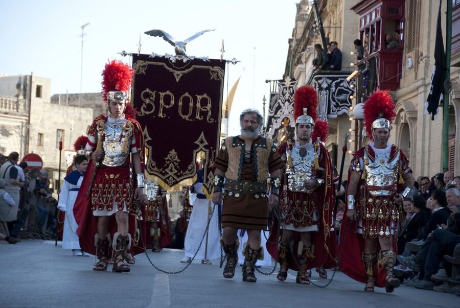 Good Friday Easter Procession with Commentary and Transport - The procession route: church-to-streets storytelling with statues on shoulders