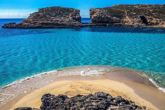Gozo Blue Lagoon and Sea Caves Full Day Cruise Tour - Comino Sea Caves and Elephant’s Head: A Photo Moment With Real Time