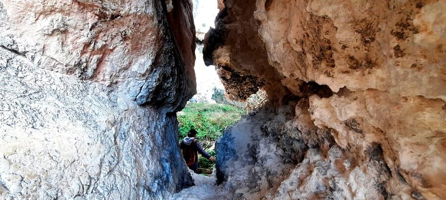Gozo Unveiled: Guided Hiking in Gozo - South East - Xatt l-Ahmar Bay: swim option and Chambrey fortress views