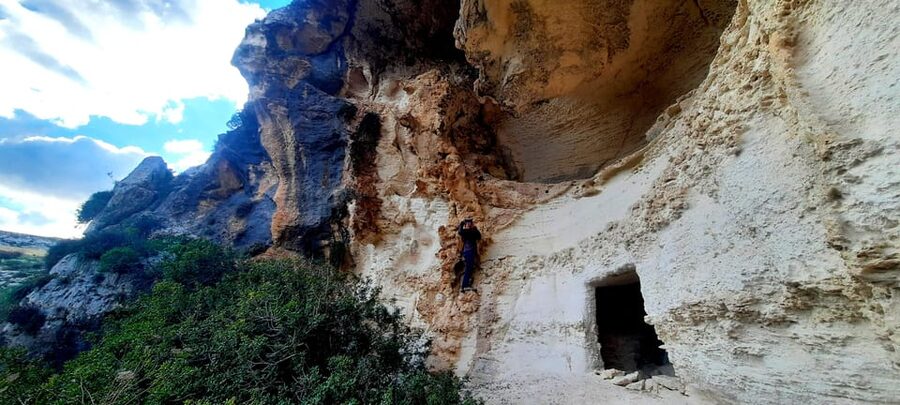 Gozo Unveiled: Guided Hiking in Gozo - South East - Mgarr ix-Xini pumping station, where old industry becomes a story