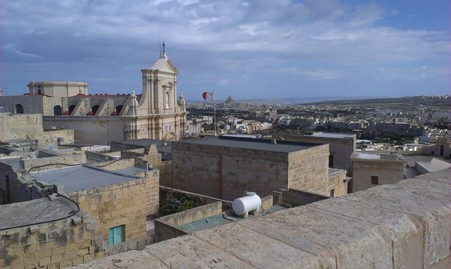 Gozo Victoria Walking Tour - St. Francis Square, the easy start and the right mindset