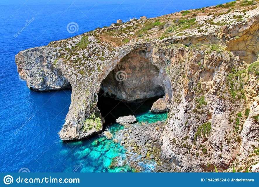 Guided Private Malta or Gozo Highlights Tour with Transfer - Who this tour suits best