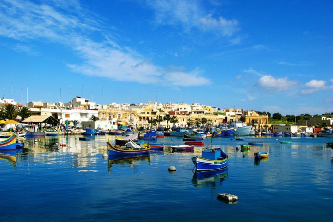 Hagar Qim temple (UNESCO), Limestone Heritage & Marsaxlokk Market guided tour - How this Valletta day works: pickup, air-conditioned travel, and a tight loop