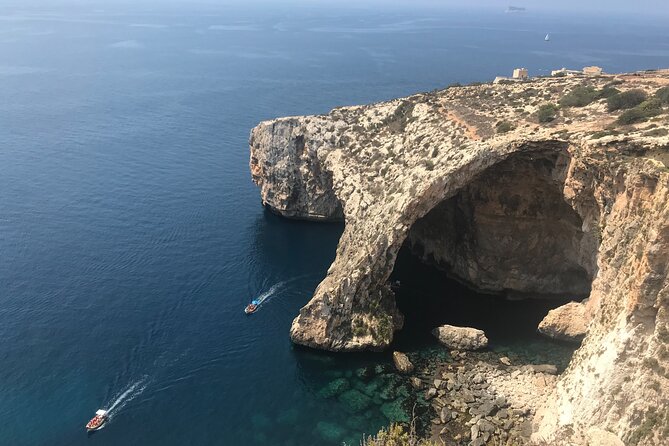 Half-Day Private Guided Tour in Malta with Pick Up - Valletta in Whistle-Stop Mode: Upper Barrakka to Stroll Time