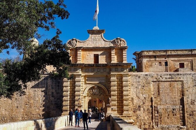 Half Day Private Tour Around Malta - Valletta in 50 minutes: the capital, the churches, and the big art (50 minutes)