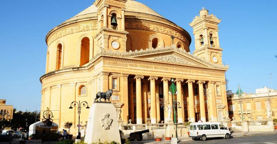 Half-Day Tour of Mosta, Ta'Qali Crafts Village & Mdina - Ta’Qali Crafts Village: former outpost, real hands-on making
