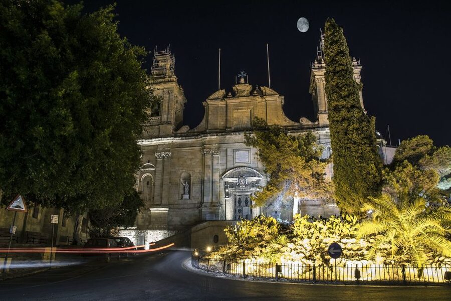 Malta By Night - Valletta, Birgu, Mdina & Mosta - The 4-hour flow, what you should do before you go
