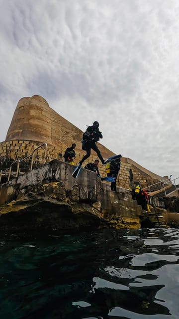 Malta: Discover Scuba Diving in crystal clear waters - What Your 3 Hours Really Look Like (Center, Drive, Underwater Skills)