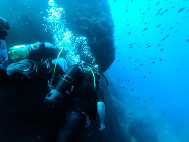 Malta: First Experience Scuba Diving Lesson - Malta’s best setting for a first scuba lesson
