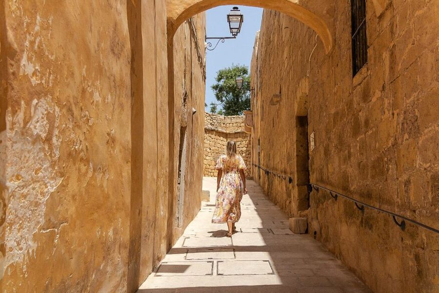Malta: Full-Day Gozo and Blue Lagoon Cruise - Gozo by bus to Rabat and Cittadella: what 75 minutes gets you