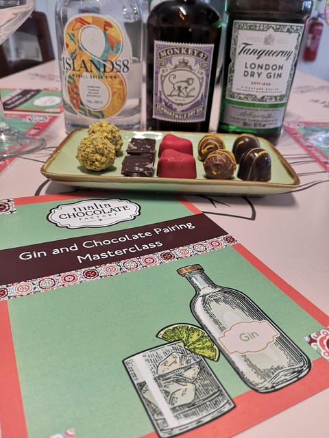 Malta: Gin and Chocolate Pairing Workshop - Your tasting order: Island8 and the featured gins explained in plain language