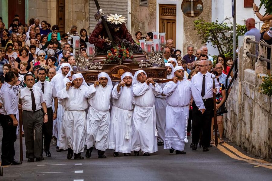 Malta: Good Friday Afternoon Procession with Transportation - Reserved seating plus live guide commentary on a PA
