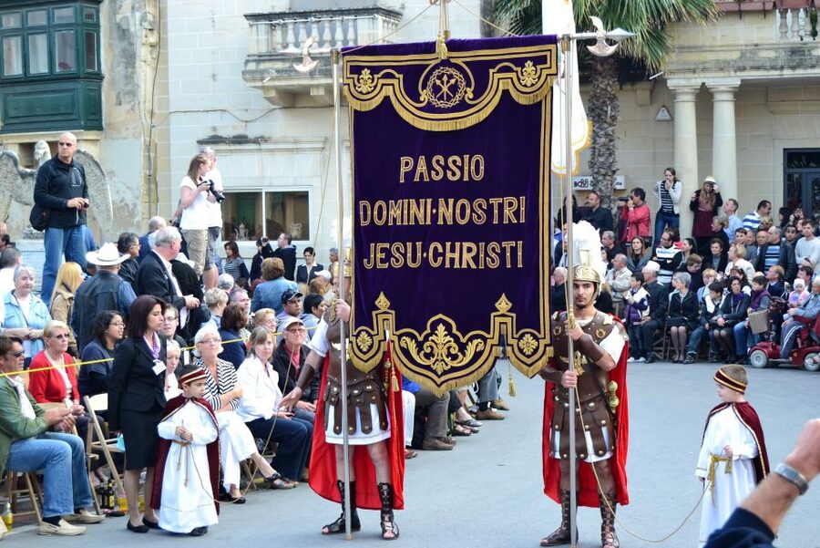 Malta: Good Friday Afternoon Procession with Transportation - Who should book this Good Friday afternoon procession?