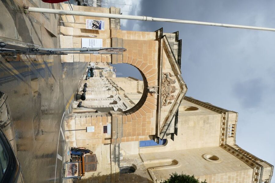 Malta Historical Tour: Valletta & The Three Cities - Crossing to the Three Cities: Birgu, Cospicua, and Senglea