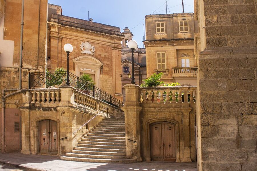 Malta: Hop-On Hop-Off Bus Tours - North Malta (Blue Route): Gardens, Mdina, and bays that feel like a reward