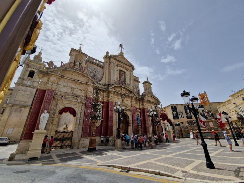 Malta: Mdina and Rabat Food Tour - Meeting at Is-Serkin, Crystal Palace Bar, and Starting With the Right Pace
