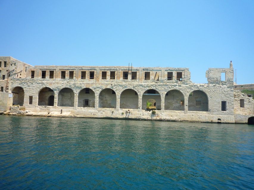 Malta: Panoramic Cruise around Malta's Harbours and Creeks - Valletta from the water, St Paul’s to Barrakka Gardens angles