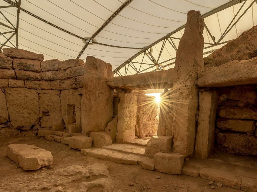 Malta: Prehistoric Temples and Highlights of the South - Ghar Dalam: Maltas oldest prehistoric site under 144 meters of cave