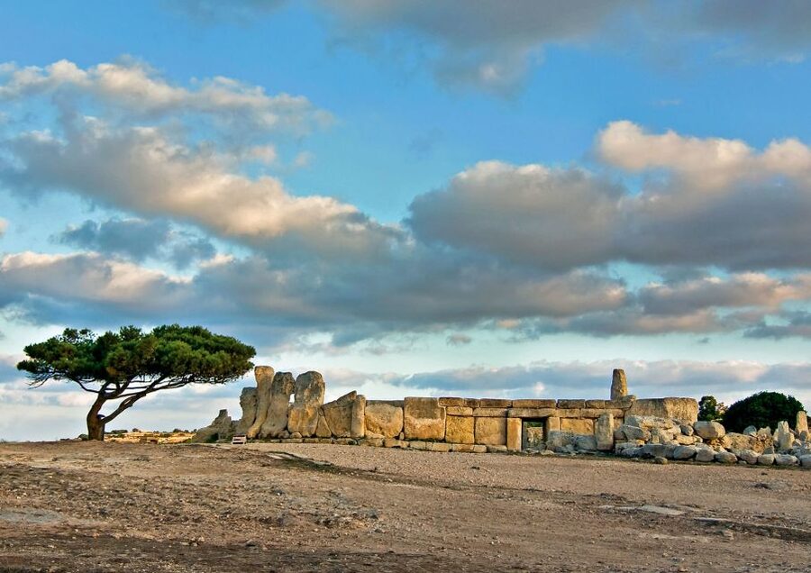Malta: Private Half-Day Archeological Sites Tour - Ghar Dalam Cave and the 100-Step Climb