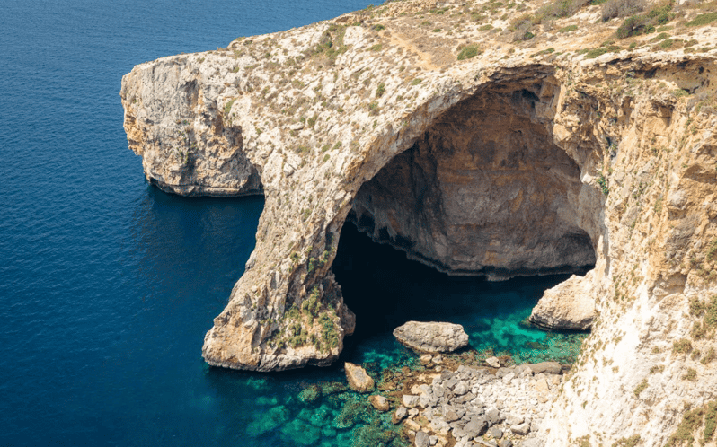 Malta’s Splendour Excursion - Trips in Blue Grotto & Comino - Your Boarding Setup: Shade, Safety, and Snorkel Gear