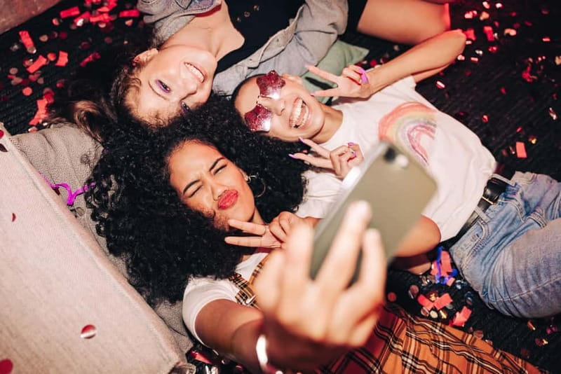 Malta: Ultimate Girls' Night Out - Meeting new girlfriends: why solo women usually have an easier time here