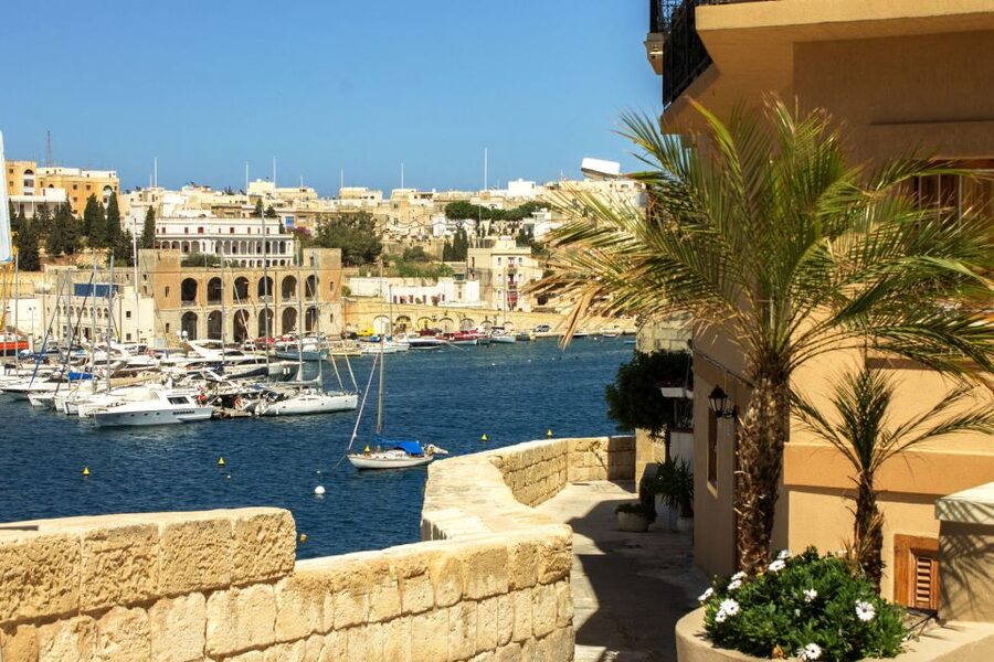 Malta: Vintage Bus Ride through the Three Cities - Price value: what $24 really buys you in Malta time