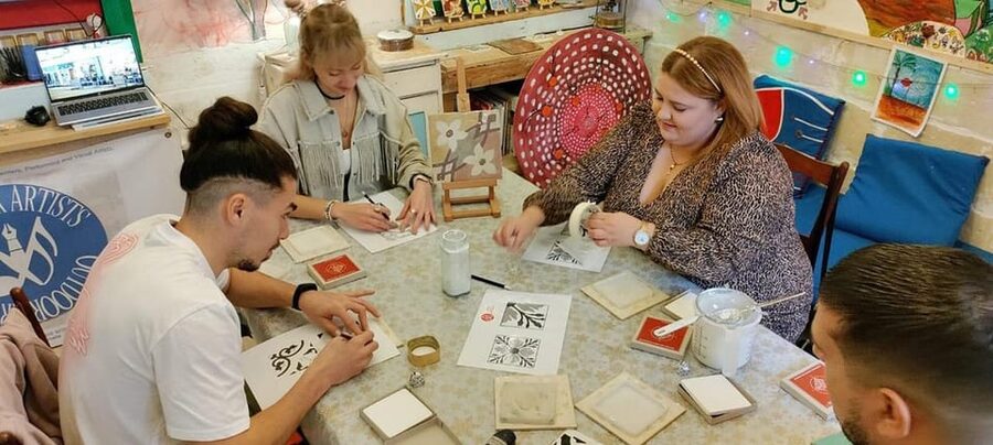 Maltese Tile - Souvenir painting workshop with local - Quick hits before you go