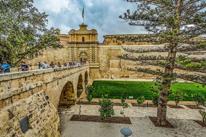 Mdina and Highlights of Malta Full Day Guided Tour Incl. Lunch and Transfers - Ta’ Qali Crafts Village: local hands and practical shopping time
