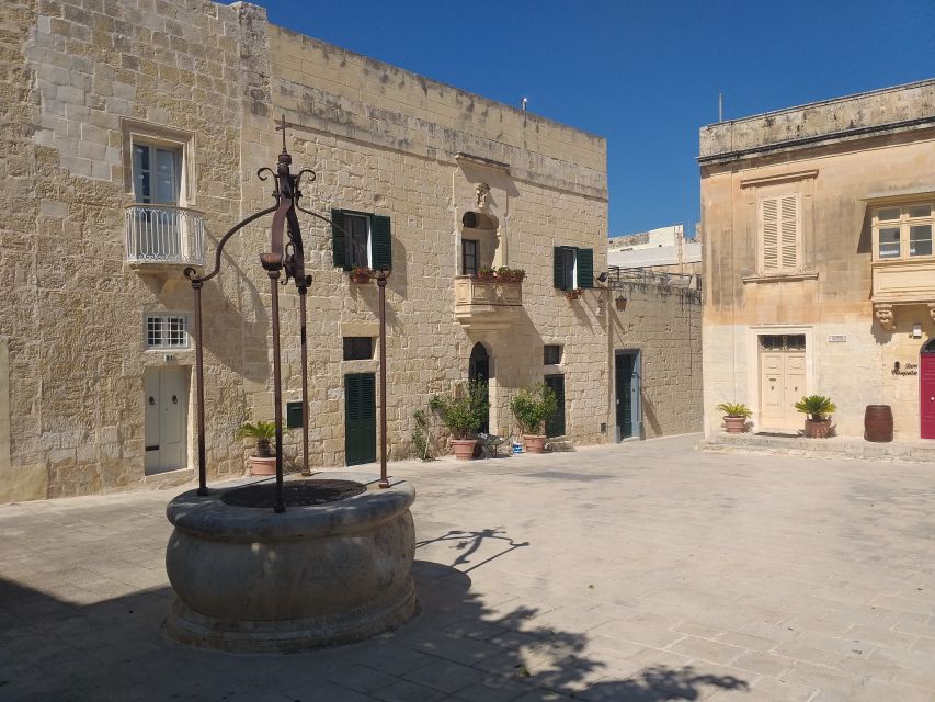Mdina and Rabat: Guided City Walking Tour - Starting at Mdina Main Gate, then walking the “Silent City”