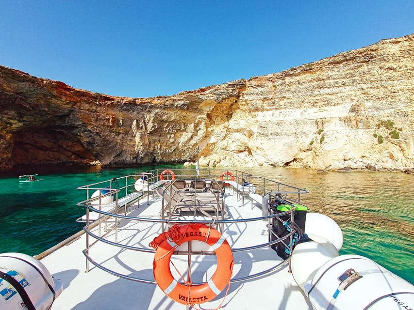 Mellieha: Comino, Crystal & Blue Lagoon 2 Bay Evening Cruise - Meet the crew and the Pegasus setup: space, pace, and onboard comfort