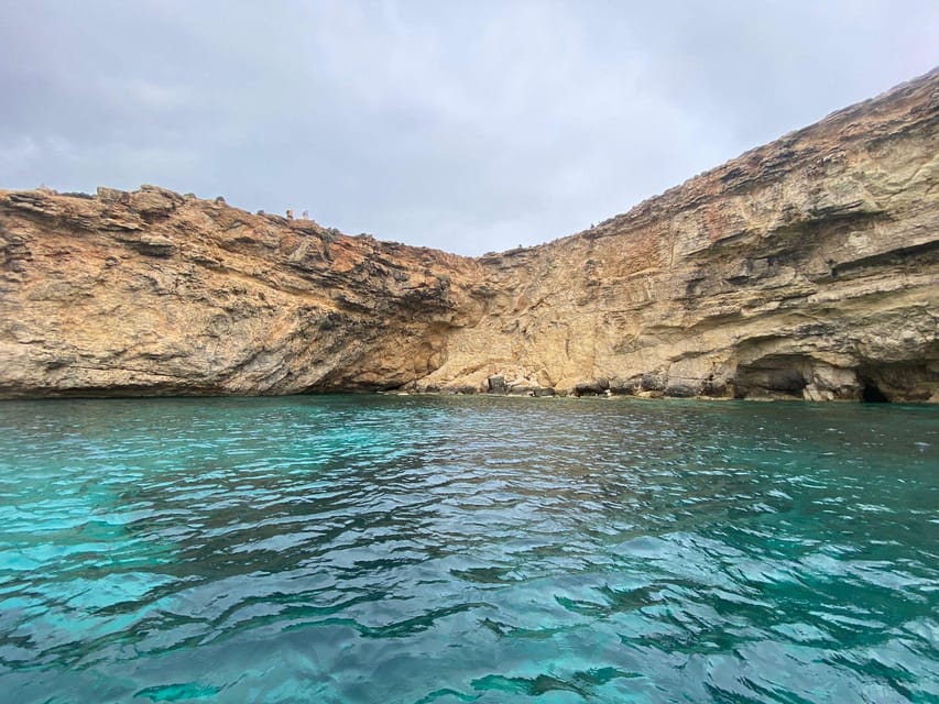 Mellieha: Speedboat Trip Round Comino Caves 2h @ Blue Lagoon - What to bring and what the boat will ask you to leave behind