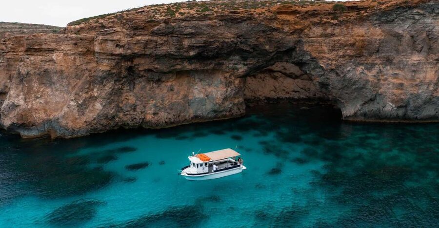 Private Boat Tour Experience with Blue Lagoon and Comino - Key things I’d bet on
