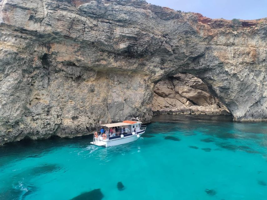 Private Boat Tour Experience with Blue Lagoon and Comino - Blue Lagoon stop: swimming time that actually feels worth it