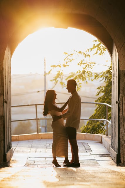 Private Couples Photoshoot in Malta - Photo Quality and Delivery: Editing, High-Resolution Files, and an Online Gallery