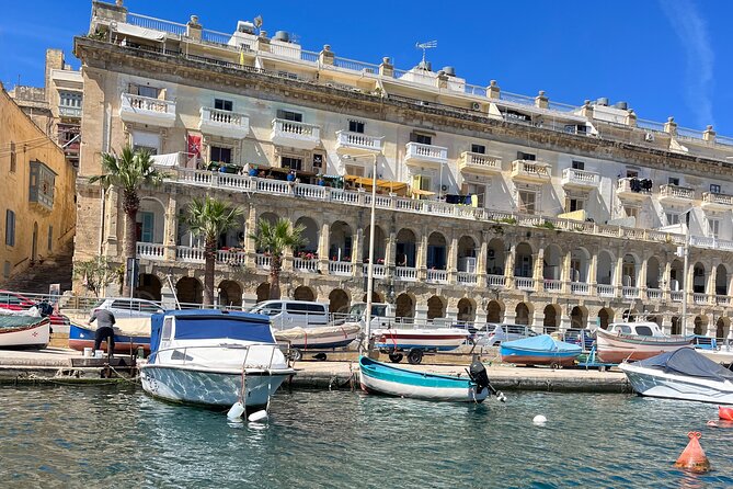Private Harbor Cruise - Marsamxett & Grand Harbor Valletta - Boat Comfort: A 26-Foot Day Cruiser With Shade