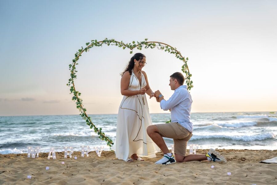 Proposal Photoshoot with Professional Photographer in Malta - The 90 Minutes: How the Flow Usually Works