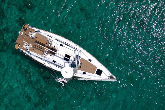 Romantic Sunset on Amazing Mowgli - On Board Basics: What’s Included and What Helps