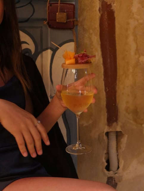Romantic Wine Tasting Experience at Koccio Valletta - What the 1.5-hour tasting actually feels like